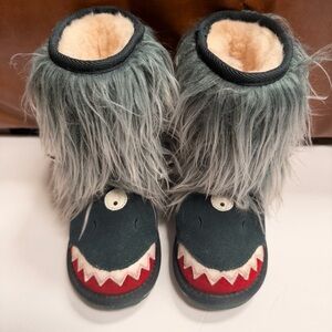 EMU Australia Kids K11 RARE Suede Monster Deep Teal Boots Merino Wool. So cute!